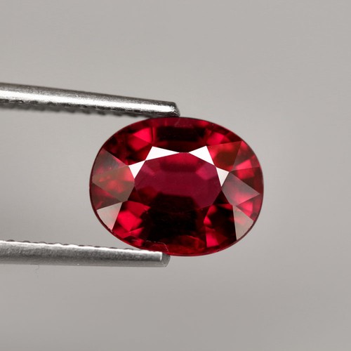 2.58Ct. Natural Gemstone Garnet Purple Pink Oval Untreated Africa Glowing! - Picture 4 of 7