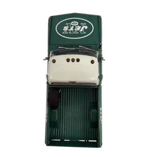 Danbury Mint New York Jets 1972 Diecast Chevrolet Cheyenne Pickup Tailgate Truck - Picture 12 of 24