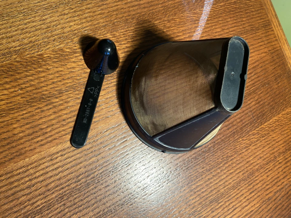 Filtro de café tono dorado - usado en cafetera Krups EC312 12 tazas con cuchara Foto 4 de 4