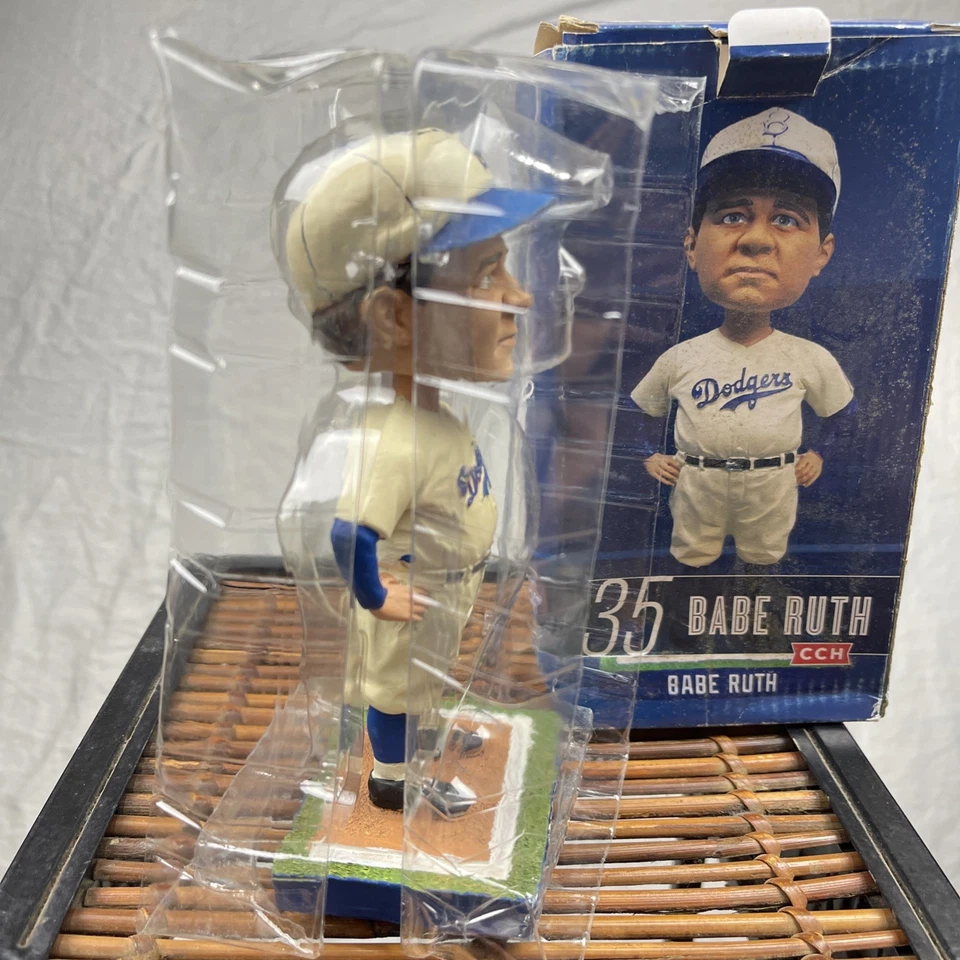 Sorteo de estadio de béisbol Babe Ruth Bobblehead Los Angeles Dodgers MLB 2014 Foto 2 de 4