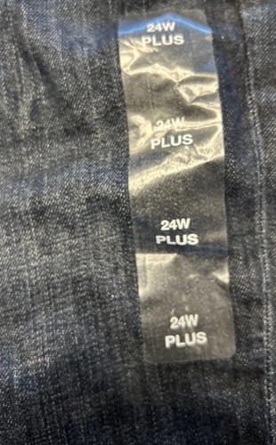 Neu mit Etikett Eddie Bauer Boyfriend Damenshorts gerolltes Bündchen Deeprinse Denim mittelhohe Leibhöhe 24W - Bild 4 von 11