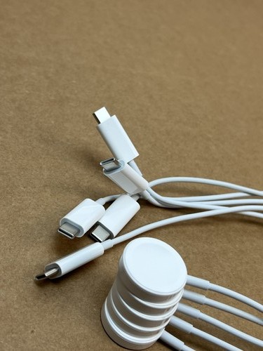 Paquete de 5 cargadores rápidos magnéticos para Apple Watch a cable USB-C (1m/3,3Ft) blanco (A2652) - Imagen 4 de 6