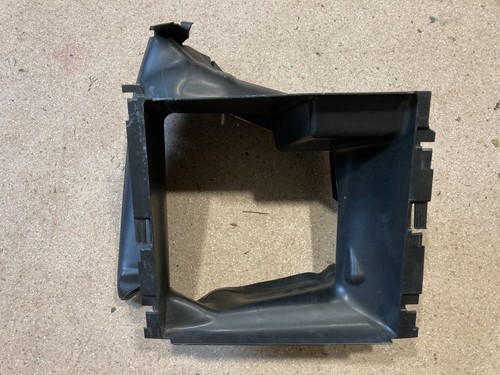 Luftansaugkanal Audi Q7 4M Luftansaugkanal Air Intake Duct Part 4M0145334C - Picture 7 of 17