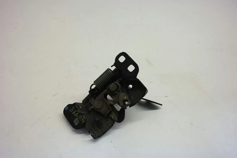 Jeep Compass 2007 actuador de capó  Foto 4 de 4