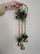 Mid Century Christmas Bells Hanging Wreath Kitsch Home Decor Mistletoe Woodsy