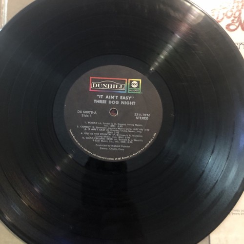 Three Dog Night 4 VINYL LP Lot - NATURALLY, HARD LABOR, IT AIN'T EASY, AMERICAN - Imagen 13 de 24