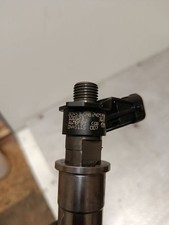 Renault Trafic II (X83) 2014 Diesel fuel injector 0445115007 84kW PIK18121