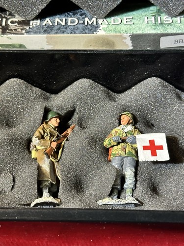 King & Country BBA003 WW2 Battle Of The Bulge US Surrender Nuts! Miniatur 1/30 - Bild 3 von 3
