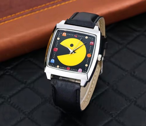 Pacman 80's Game Sensation Now a Quartz Movement Analogue Wristwatch Free Post - Picture 2 of 10