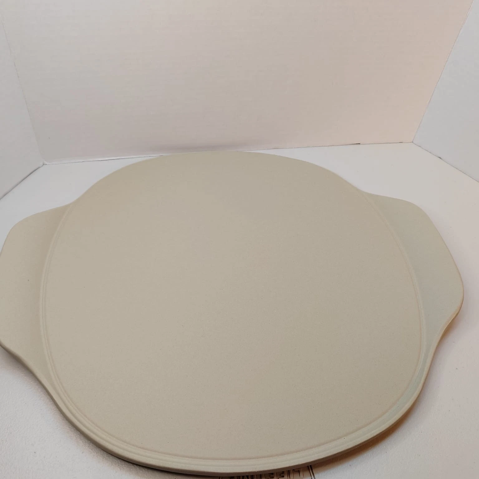 Pampered Chef Pizza Stone Round Baking Stone w/ Handles Stoneware 100251 USA