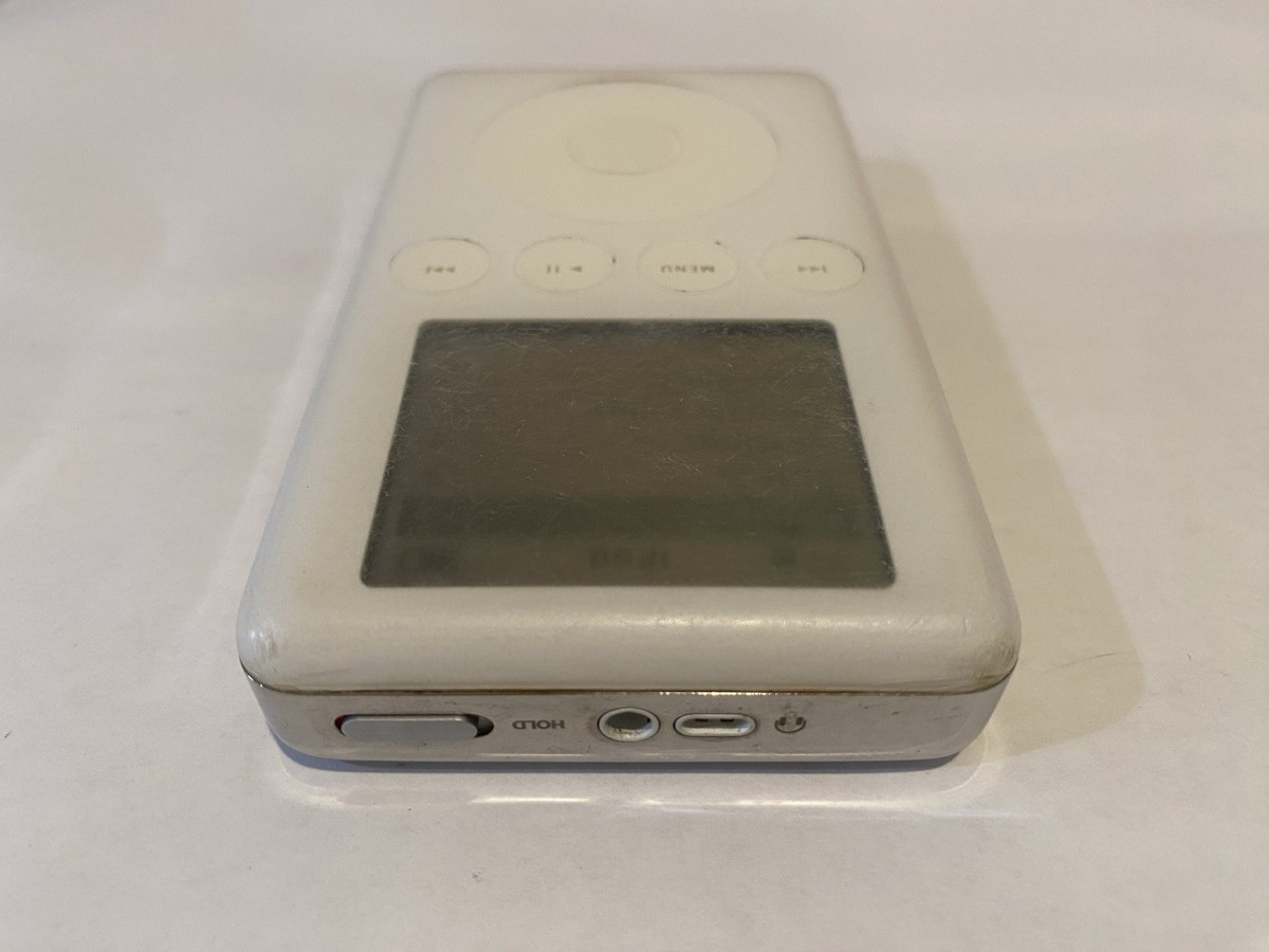 Apple iPod classic 3rd Generation White (40 GB) Works Great