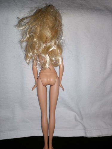 Barbie Puppe Mattel Mädchen Kinder Spielzeug blondes Haar blaue Augen - Bild 2 von 4