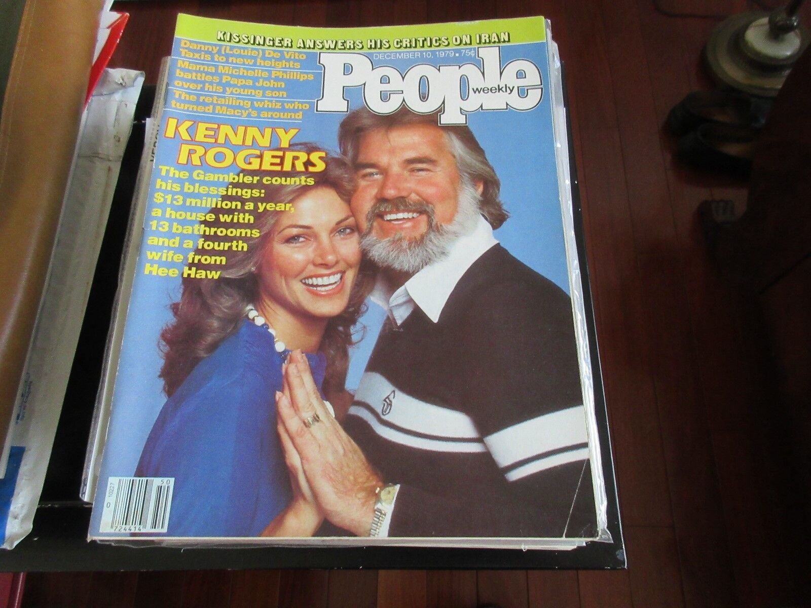 Kenny Rogers , People Magazine , 12/10/79 , Danny DeVit Kenny Rogers , People Magazine , 12/10/79 , Danny DeVit