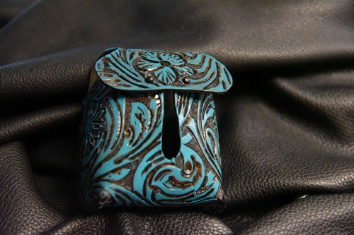 Falknerei Kapuzenschutz Handarbeit Leder "antik schwarz" floral - Bild 4 von 7