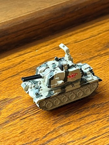 Micro Machines Military M247 Sergeant York Tank Galoob LGTI Red Star - Picture 2 of 11