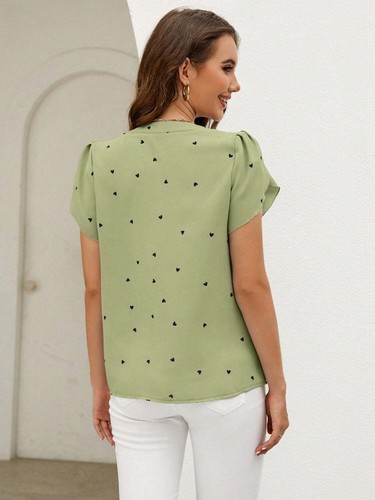 Women's Blouse - Heart Print Notched Petal Sleeve Blouse - Bild 18 von 30