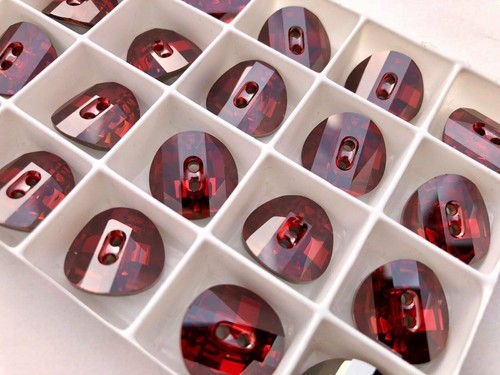 Swarovski Round Buttons Red Magma MF 16mm  #3016 - Garment, Sew-on Buttons - Picture 2 of 2