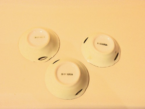 3 VINTAGE OPEN SALT PORCELAIN DISHES MARKED BAVARIA - Picture 3 of 3