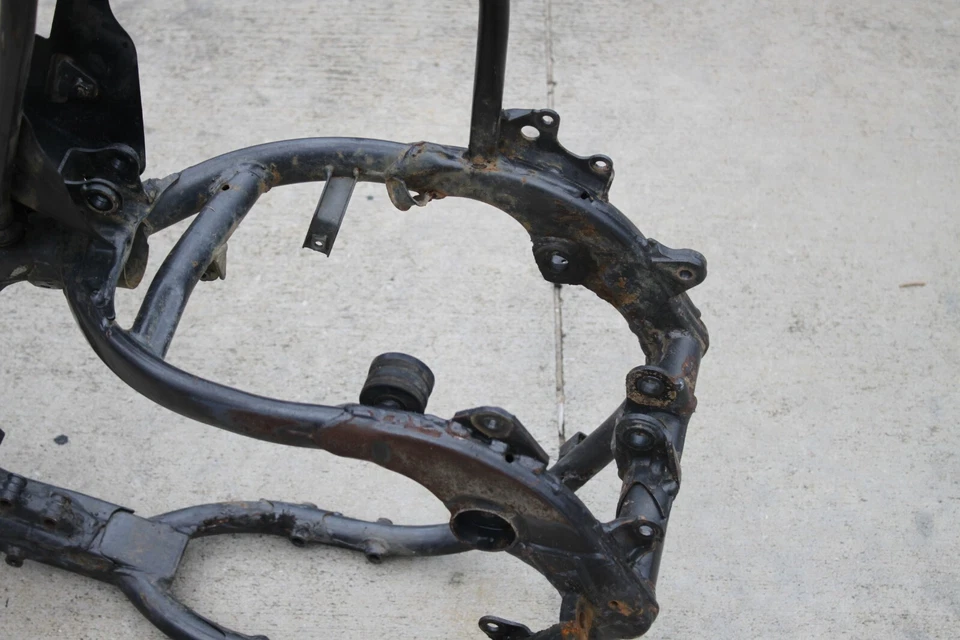 1997 铃木 RMX250 框架大型机底盘机身 6808 S48 — 第 4/4 张图片