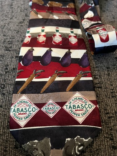 Tabasco Brand Hot Sauce 100% Silk Men’s Tie - Picture 2 of 4