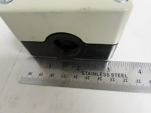 SIEMENS 3SB180-2 TIPO 1 GABINETE 2 PULSADORES 10A 500V **NB** - Imagen 5 de 7