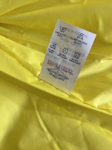 Vintage Umbro Managers Coach Jacket Coat Yellow Puffer Full Zip Size Youths New - Picture 17 of 20