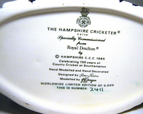 ROYAL DOULTON KLEINER CHARAKTERKRUG D6739 THE HAMPSHIRE CRICKTER LTD ED 2411/5000 - Bild 5 von 5