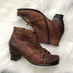 moda ankle boots