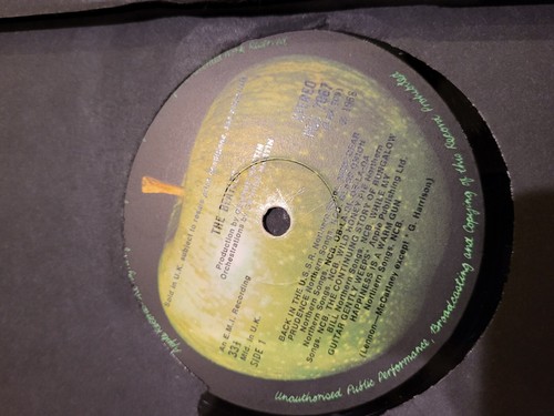 Beatles White Album 1968 UK Press 2LP Apple OG Serial #0500993 +Cards +Poster - Picture 9 of 23