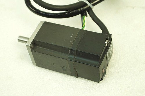 Mitsubishi AC Servomotor HC-PQ13 GETESTET FUNKTIONIERT 2 STÜCK #2 KOSTENLOSER VERSAND - Bild 4 von 5