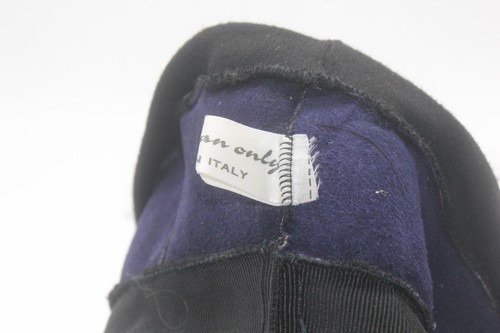 Sombrero de cubo difuso de invierno de piel sintética azul marino hecho en Italia forro de gamuza - Imagen 4 de 6