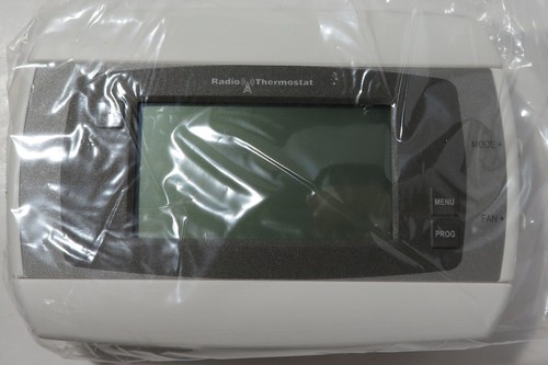 Radio Thermostat CT-30 Programmable LED Touch Screen Display Thermostat - White - Picture 5 of 6
