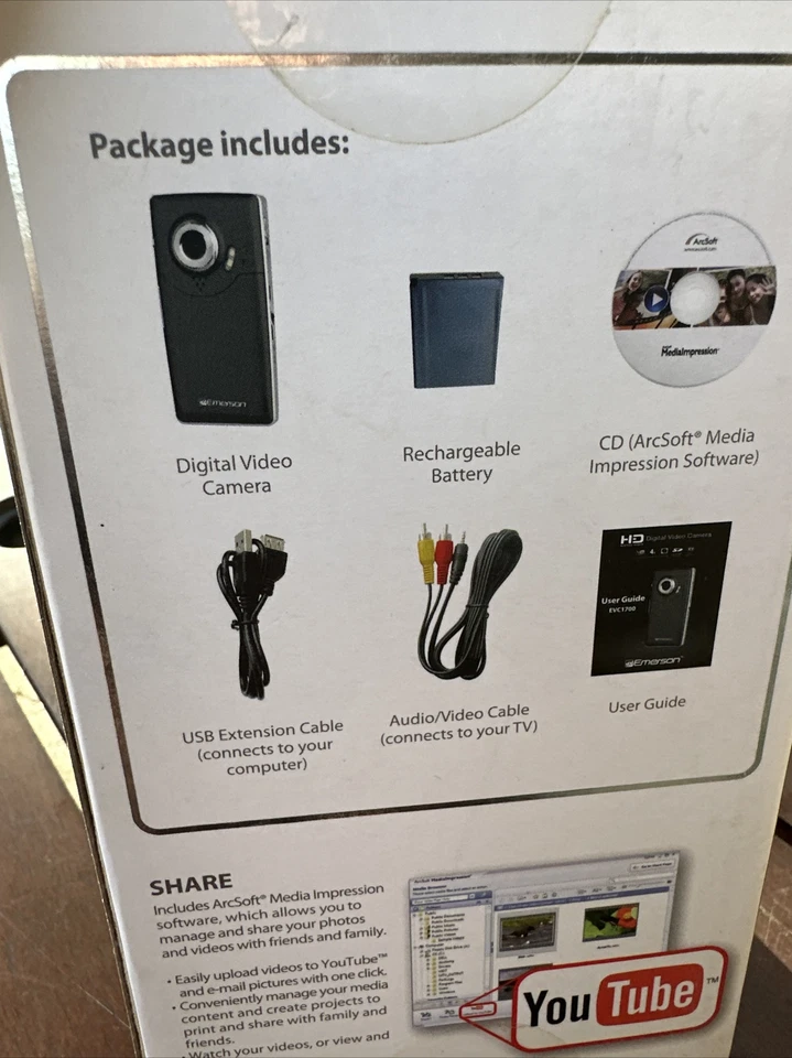 Emerson HD 720P - EVC1700BK 4x Zoom Digital Video Camera Recorder New Opened Box - Image 4 of 4