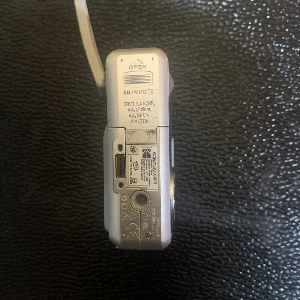 Kodak EasyShare C315 5.0MP Digital Camera - Tested Working - Uses AA Batteries - Image 4 of 4