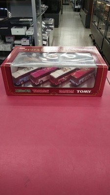 TOMY Memorial Character Bus Collection Die-cast Car