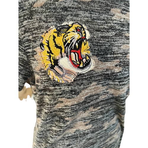 Love J Double Tiger graues Shirt im Used-Stil Größe Large - Bild 4 von 6