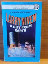 A Gift From Earth by Larry Niven Del Rey PB 1987  Very Good