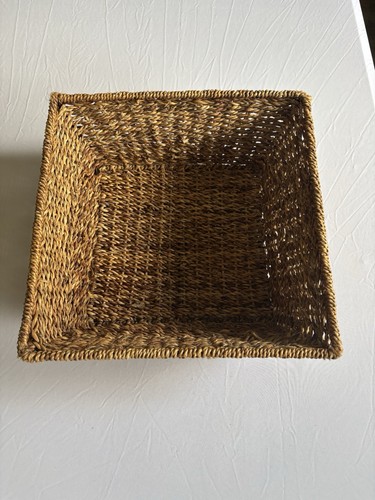 Decorative Square shape Bread Basket - Picture 2 of 5