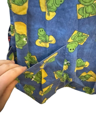 Liana Uniforms Frogs Womans Scrub Top Plus Size 1X Blue - Picture 5 of 7