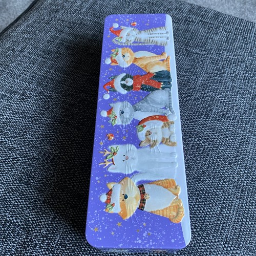 EMPTY TIN with Embossed Cats (Farmhouse Biscuits)