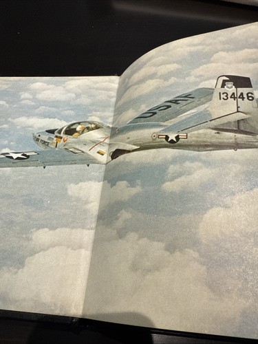 Vance Air Force Base End Oklahoma Class 69-01 Yearbook 1967-1968 U. S. Air Force - Picture 3 of 9