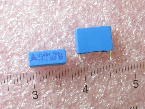 4000 PCS EPCOS B32652-A3304J Film Capacitors 0.3uF 250volts 5% Capacitors