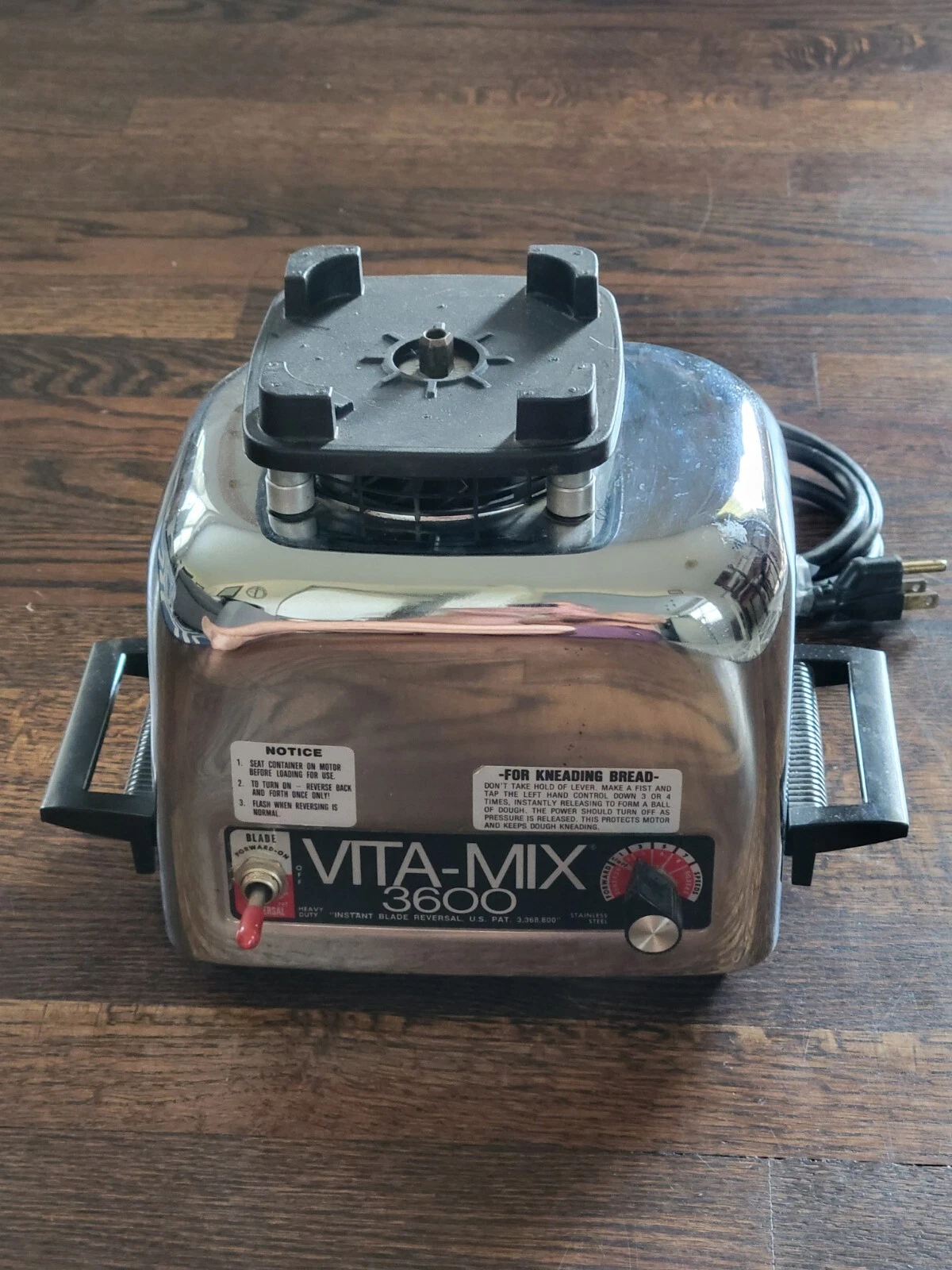 Vintage VitaMix 3600 Stainless Steel Blender Mixer ☆Motor / Base Only ☆ Tested ☆