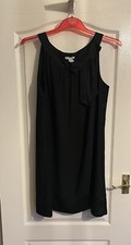 H&M Size 44 (16) Black Sleeveless Dress With Bow Knee Length.