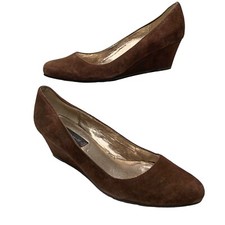 STEVEN BY Steve Madden Bouco Chocolate Suede Wedge Heels Womens Size 9