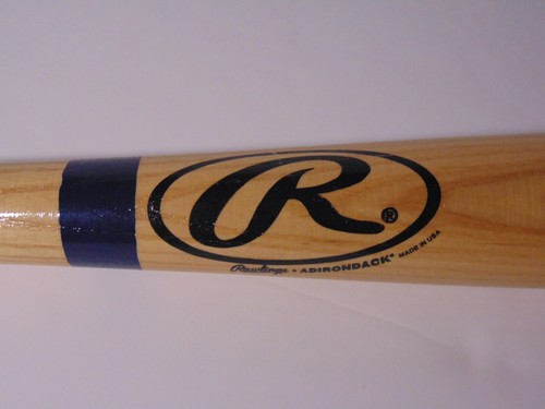 Roberto Alomar Autographed Baseball Bat Cleveland Indians Chicago White Sox COA - Picture 10 of 12