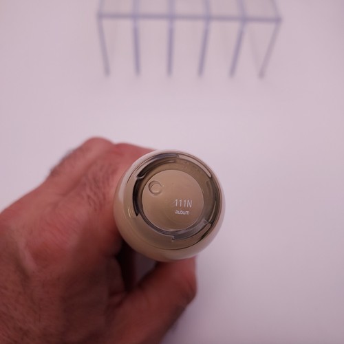 Base mate hidratante de larga duración Clarins Everlasting 111N castaño rojizo - Imagen 6 de 10