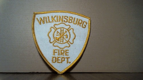 WILKINSBURG PA. VINTAGE FIRE PATCH - CLOTH BACK - DEFUNCT DEPT. - Picture 1 of 2