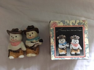 Vintage Ceramic Unicorn Salt and Pepper Shaker Set Dollar King 1992 Vintage Ceramic Unicorn Salt and Pepper Shaker Set Dollar King 1992