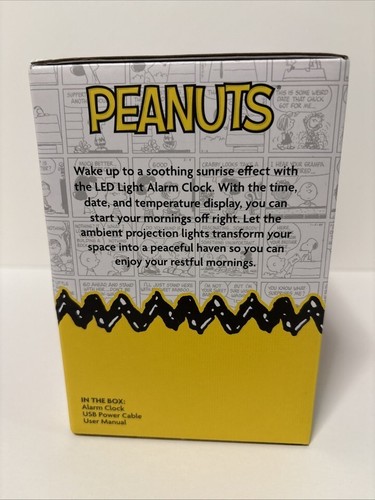 Reloj despertador con luz LED PEANUTS SNOOPY NUEVO EN CAJA - Imagen 4 de 7